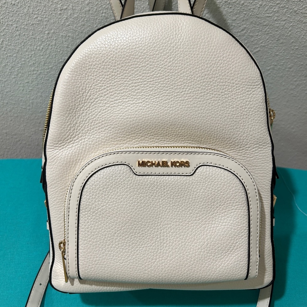 MICHAEL KORS Jaycee Medium Leather Backpack Light Cream